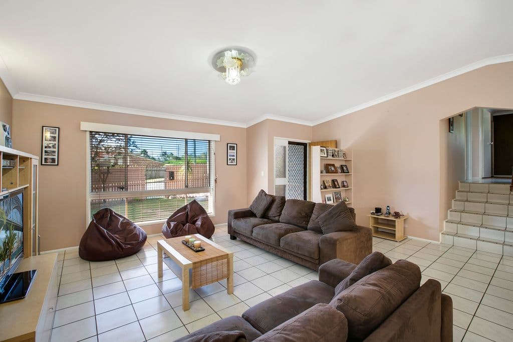 105 Cumberland Drive, ALEXANDRA HILLS QLD 4161, Alexandra Hills - Thumbnail 3