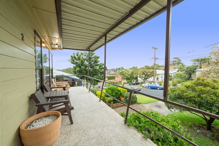 2 Willis Street, Charlestown NSW 2290, Charlestown - Thumbnail 2
