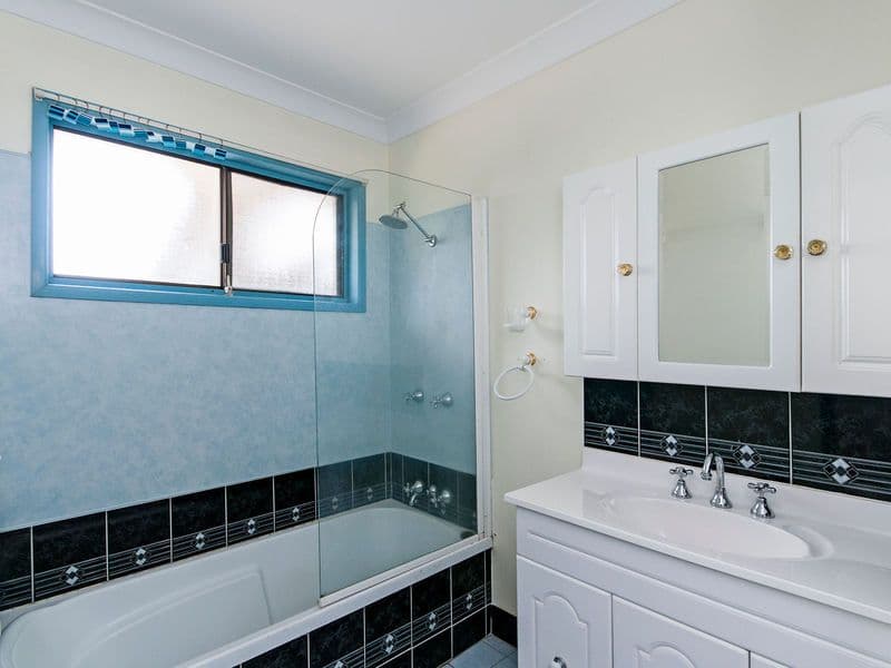 21 Millocker Court, BELLBIRD PARK QLD 4300, Bellbird Park - Thumbnail 6