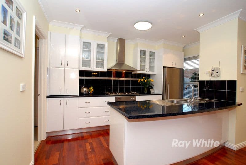 39B Harmsworth Avenue, WANTIRNA VIC 3152, Wantirna - Thumbnail 2