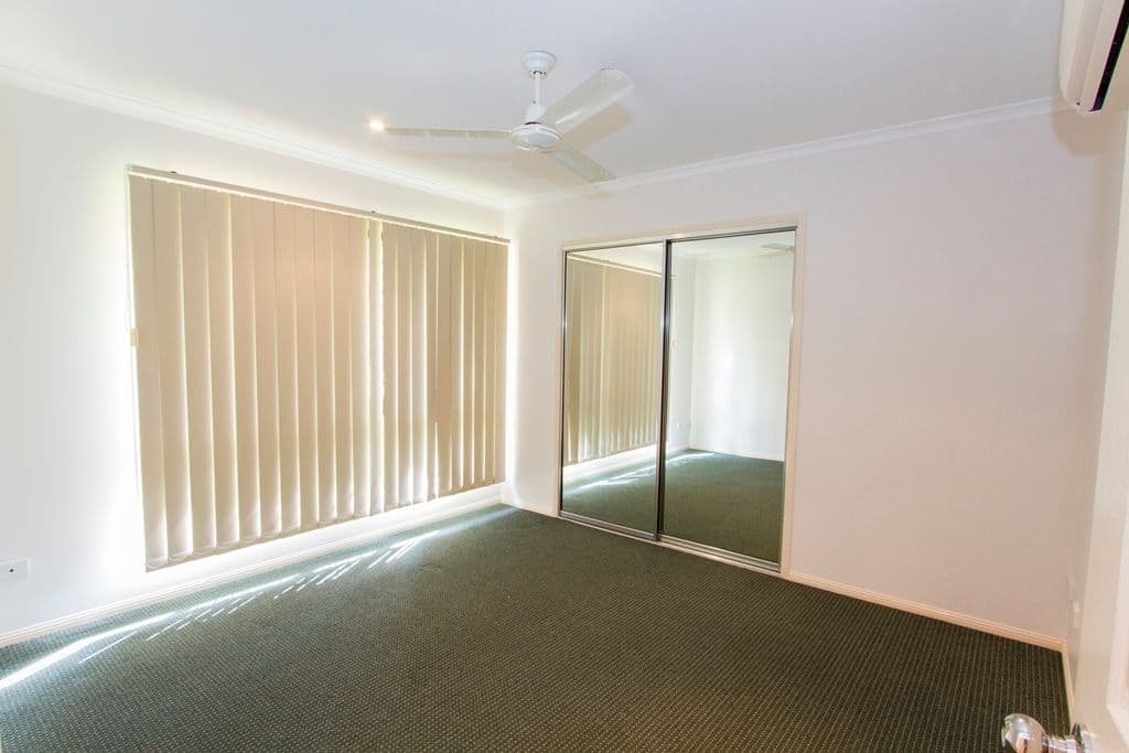 34 Thorn Street, MOUNT LOUISA QLD 4814, Mount Louisa - Thumbnail 3