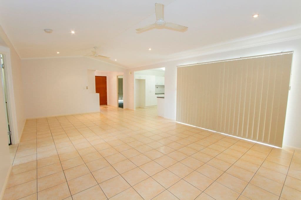 34 Thorn Street, MOUNT LOUISA QLD 4814, Mount Louisa - Thumbnail 8