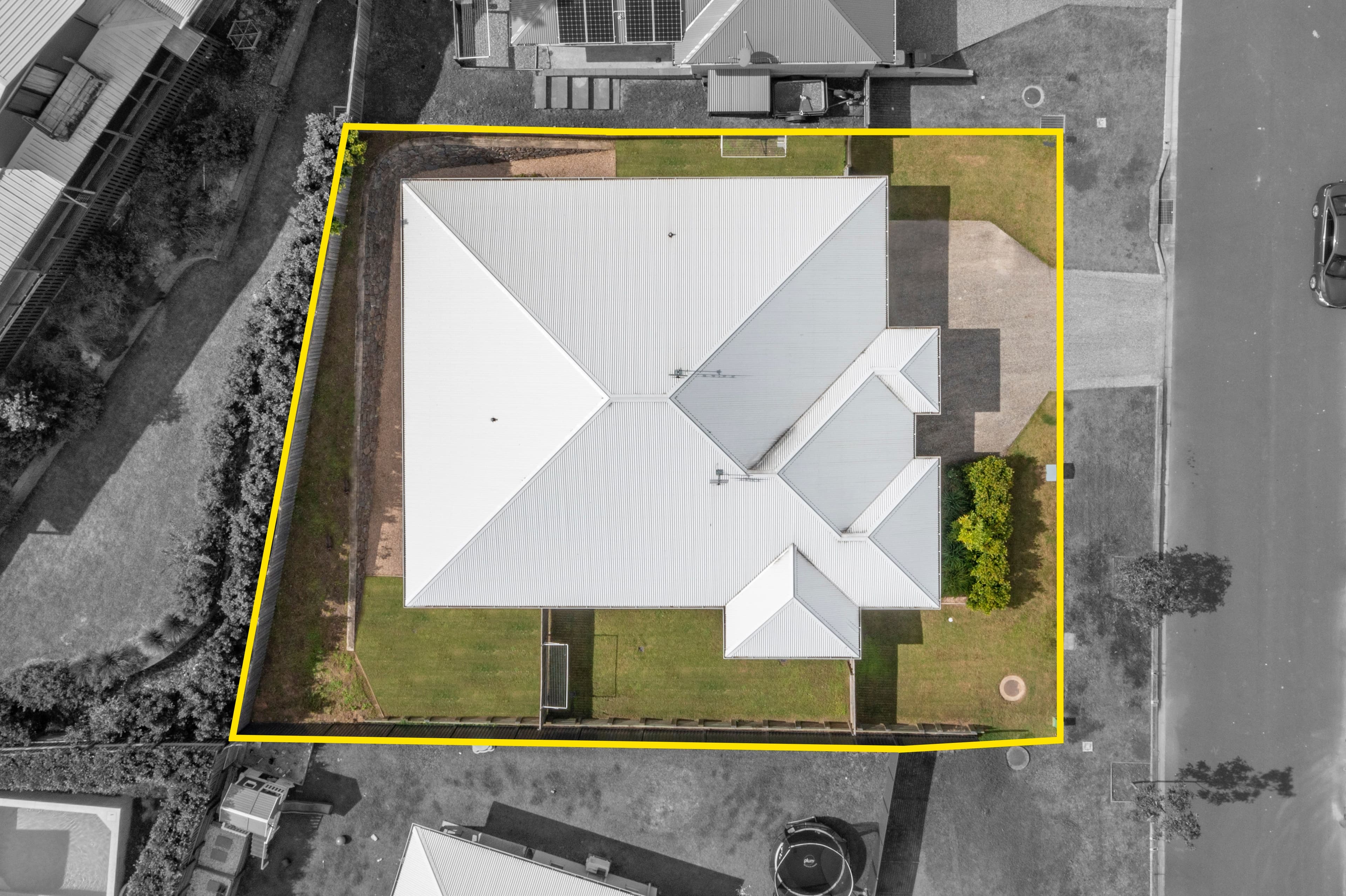 15 Holland Street, Landsborough QLD 4550, Landsborough - Thumbnail 3