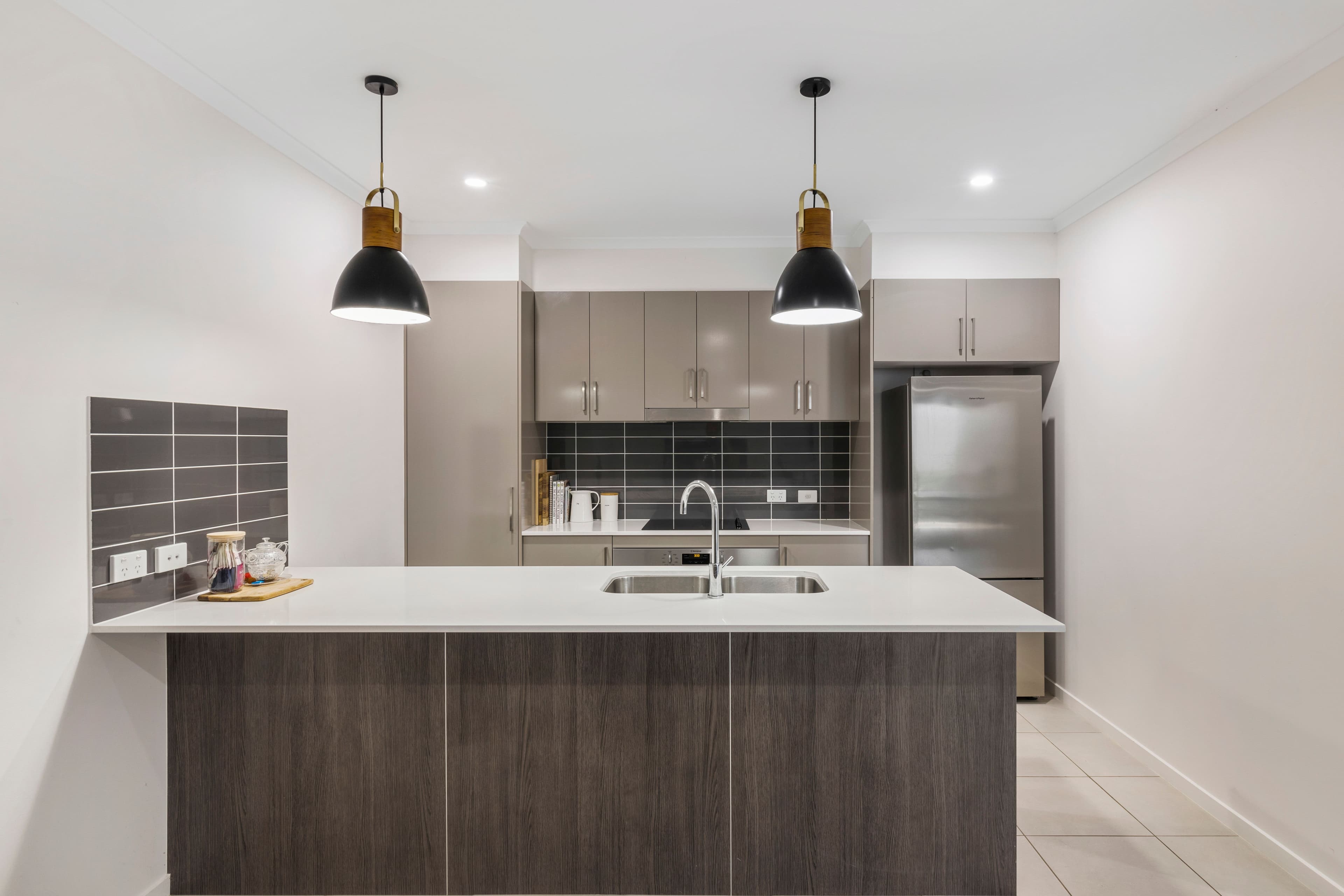 15 Holland Street, Landsborough QLD 4550, Landsborough - Thumbnail 4