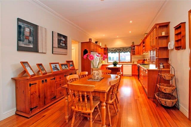 61 Cuthbert Road, RESERVOIR VIC 3073, Reservoir - Thumbnail 3