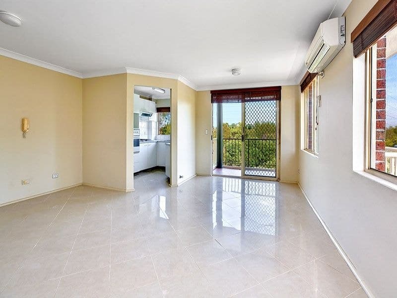 6/10 Broughton Street, Canterbury - Thumbnail 5