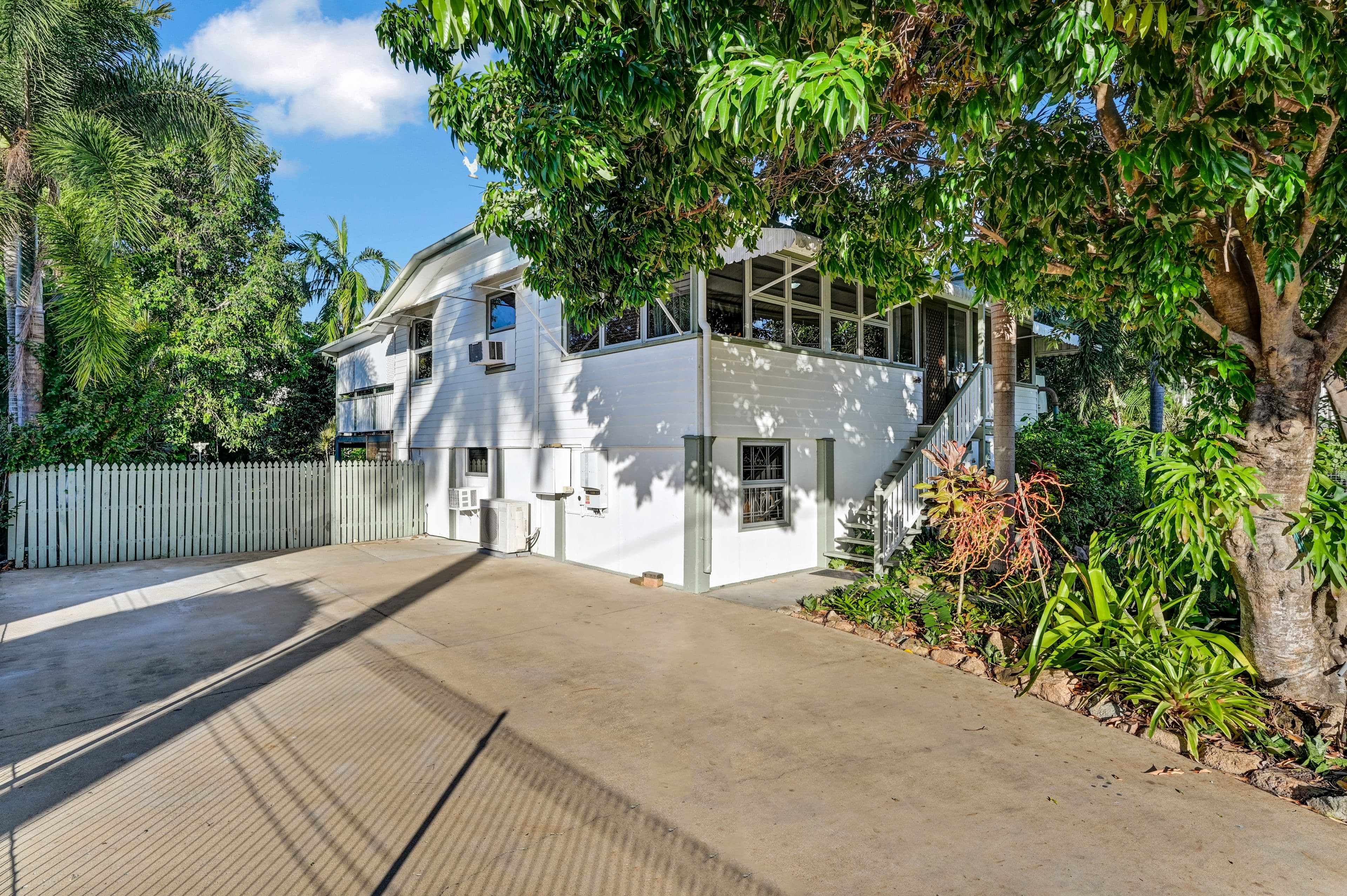 30 Lowth Street, Rosslea QLD 4812, Rosslea - Thumbnail 3