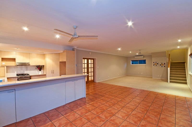 69 Twenty Fifth Avenue, PALM BEACH QLD 4221, Palm Beach - Thumbnail 3