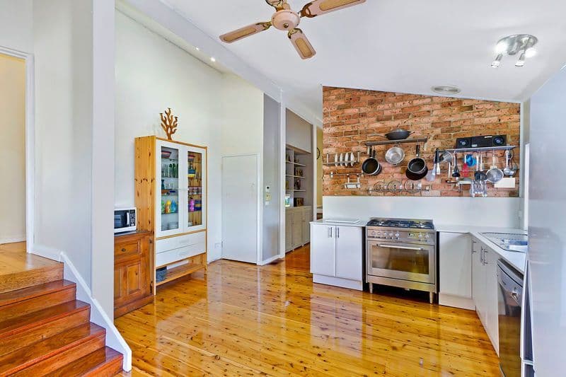 29 Shannon Parade, BERKELEY VALE NSW 2261, Berkeley Vale - Thumbnail 5