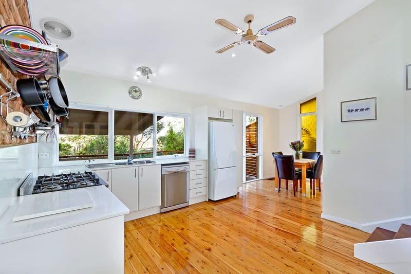 29 Shannon Parade, BERKELEY VALE NSW 2261, Berkeley Vale - Thumbnail 6