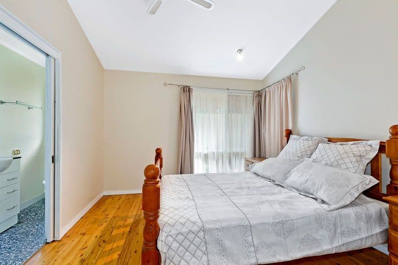 29 Shannon Parade, BERKELEY VALE NSW 2261, Berkeley Vale - Thumbnail 8