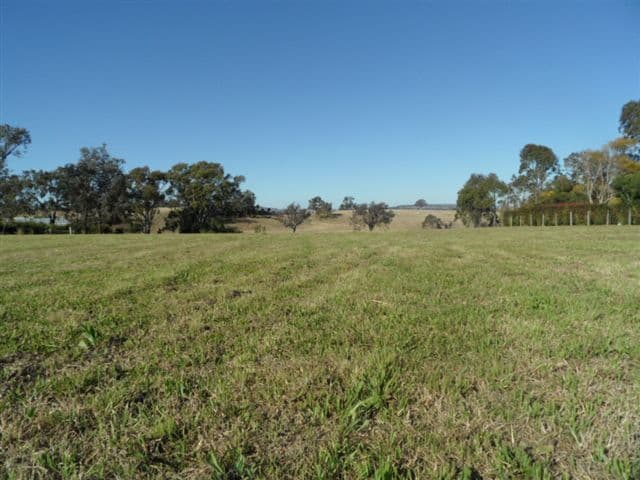 19 Windermere Drive, HODGSON VALE QLD 4352, Hodgson Vale - Thumbnail 4