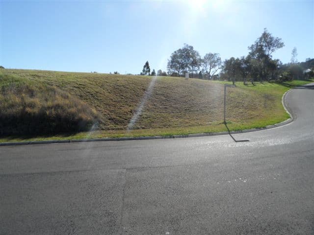 19 Windermere Drive, HODGSON VALE QLD 4352, Hodgson Vale - Thumbnail 6