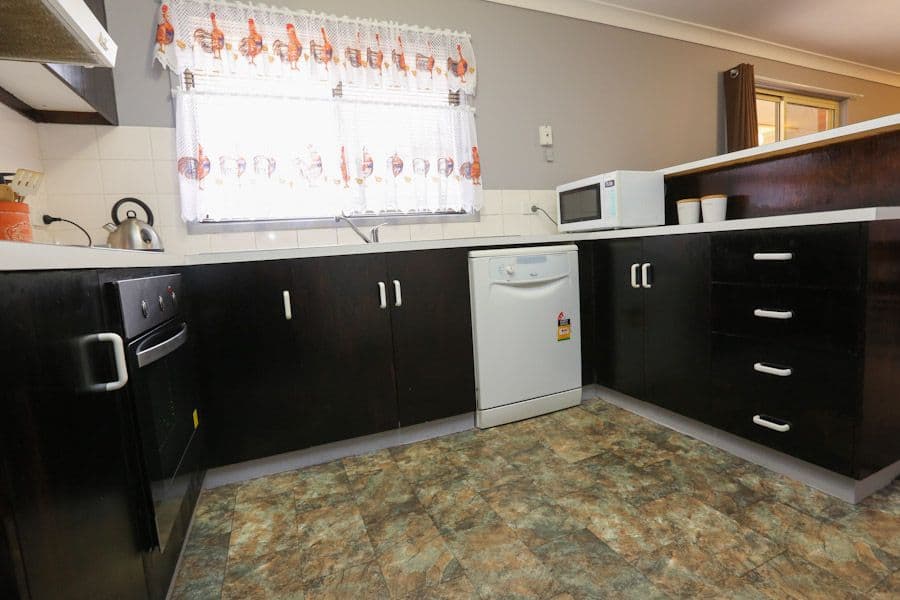 16 Cavallo Drive, MILDURA VIC 3500, Mildura - Thumbnail 2