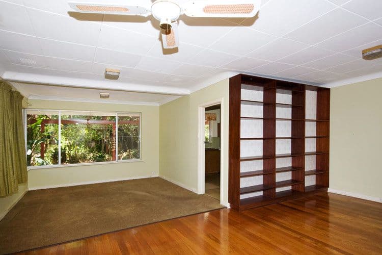 5 Broula Road, KALAMUNDA WA 6076, Kalamunda - Thumbnail 5