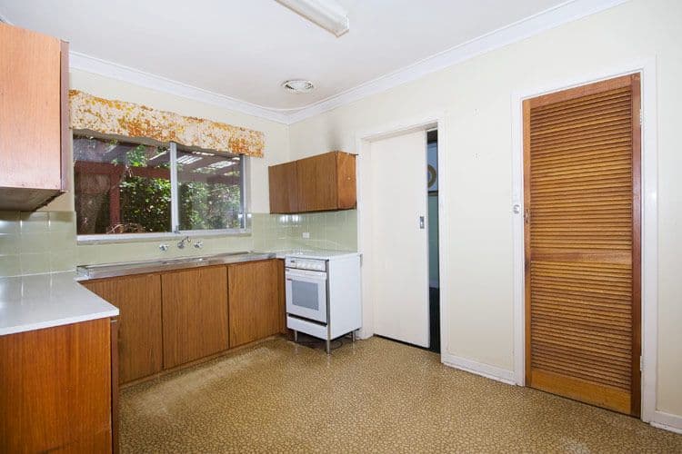 5 Broula Road, KALAMUNDA WA 6076, Kalamunda - Thumbnail 7