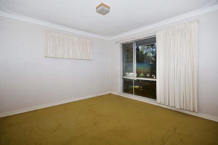 5 Broula Road, KALAMUNDA WA 6076, Kalamunda - Thumbnail 8