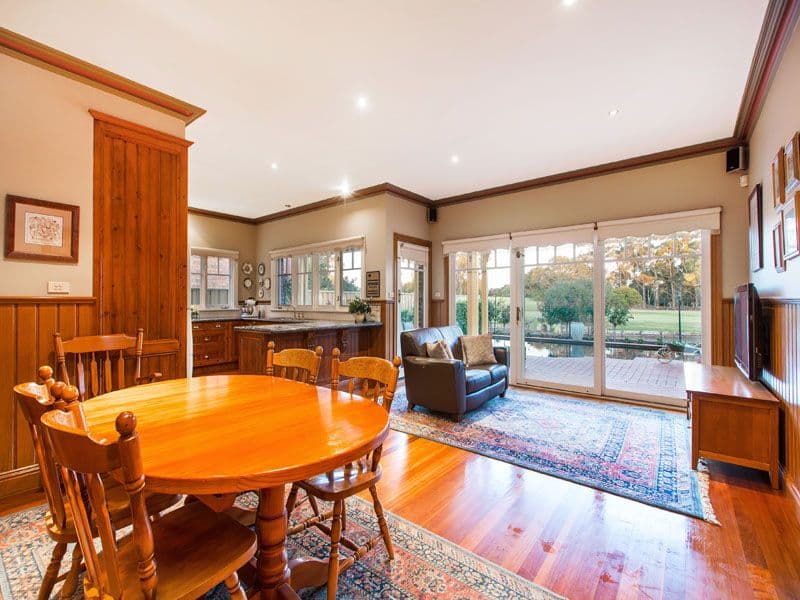 33 Higgins Close, DINGLEY VILLAGE VIC 3172, Dingley Village - Thumbnail 5
