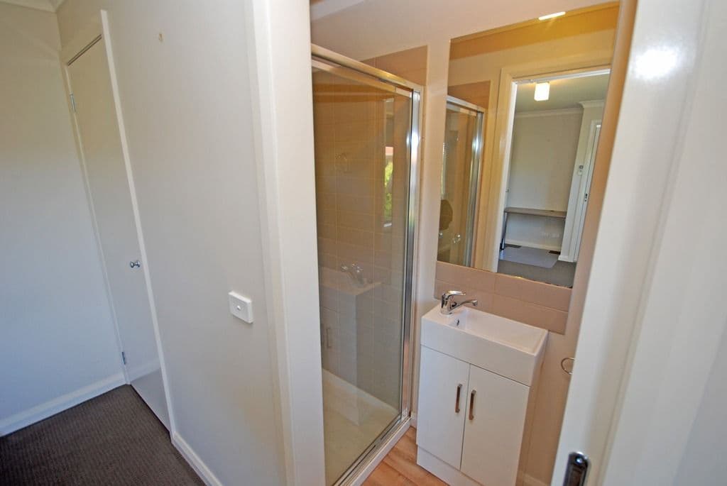 21 Mahers Road, WARRENHEIP VIC 3352, Warrenheip - Thumbnail 6
