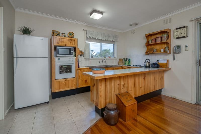 16 Sussex Street, BUNDOORA VIC 3083, Bundoora - Thumbnail 4