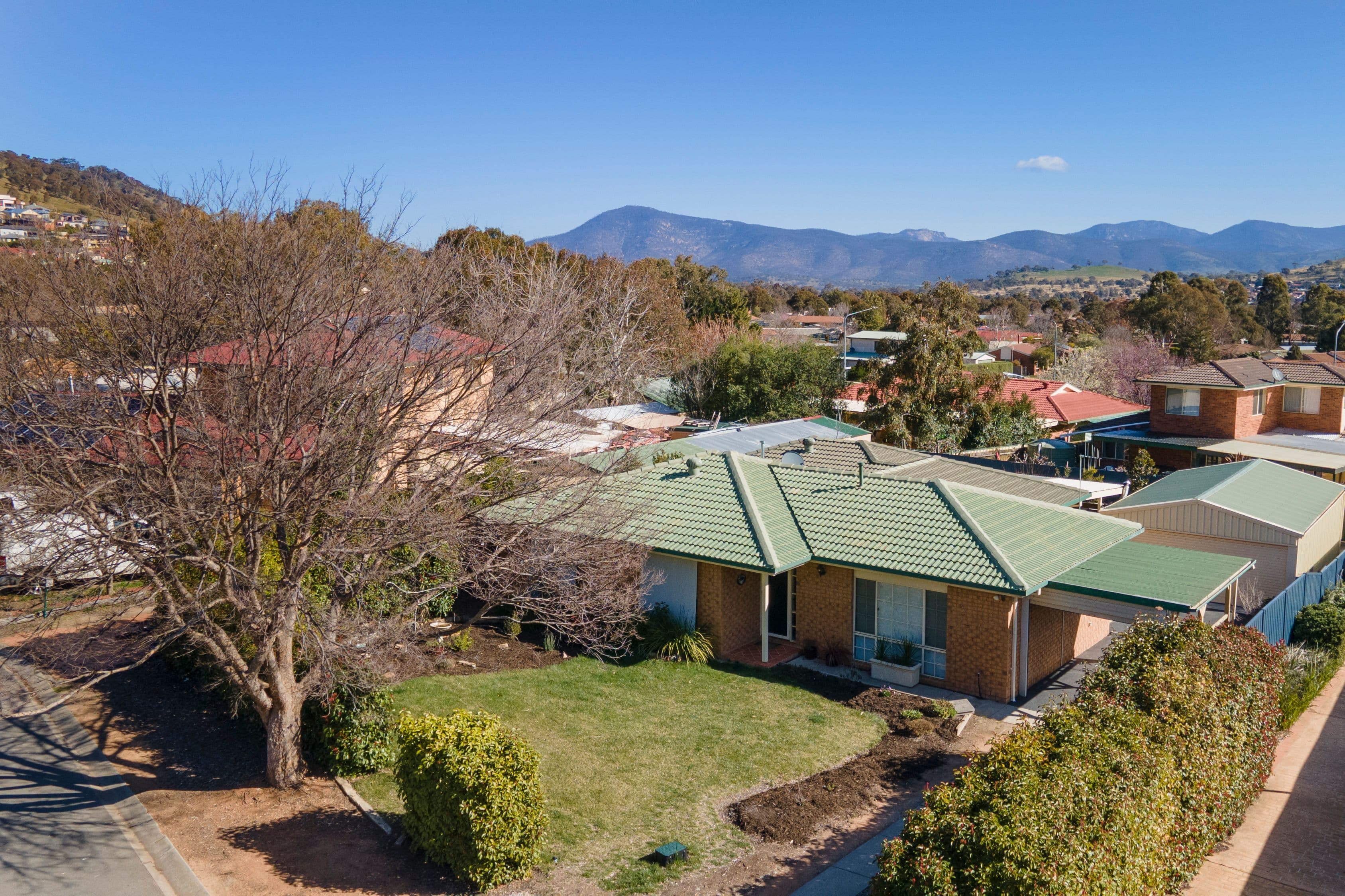 10 Darebin Place, Conder ACT 2906, Conder - Image 1