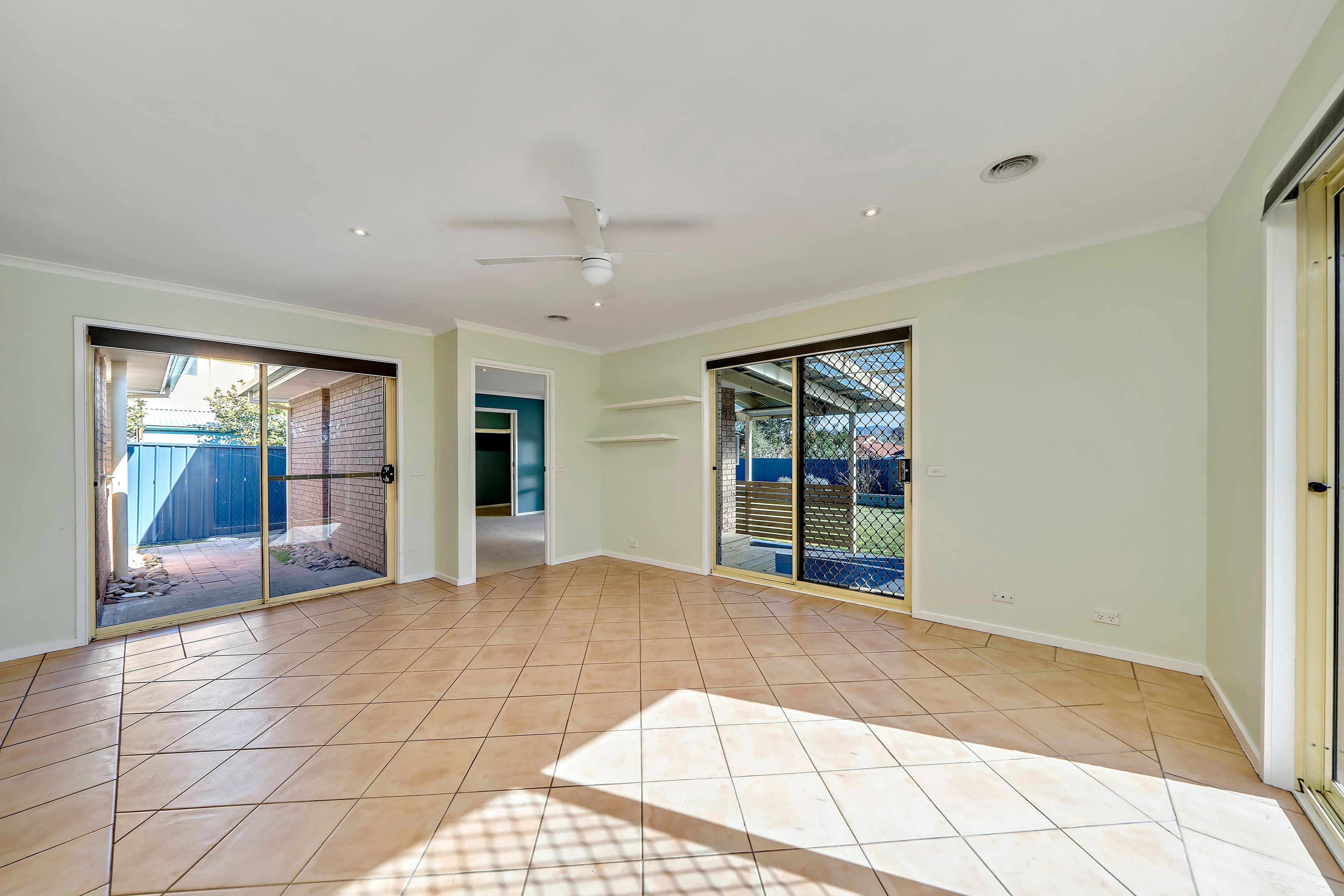 10 Darebin Place, Conder ACT 2906, Conder - Thumbnail 5