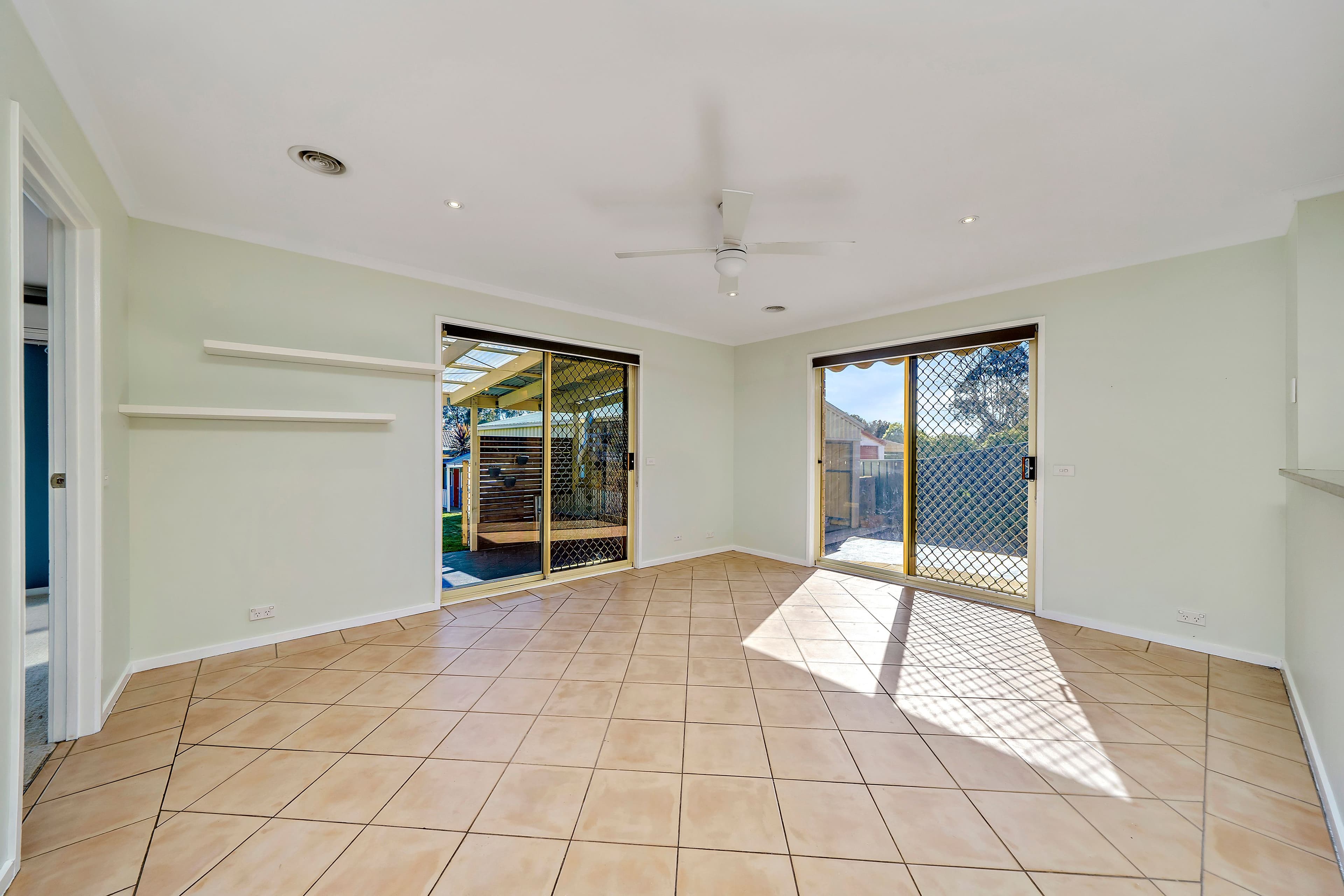 10 Darebin Place, Conder ACT 2906, Conder - Thumbnail 6