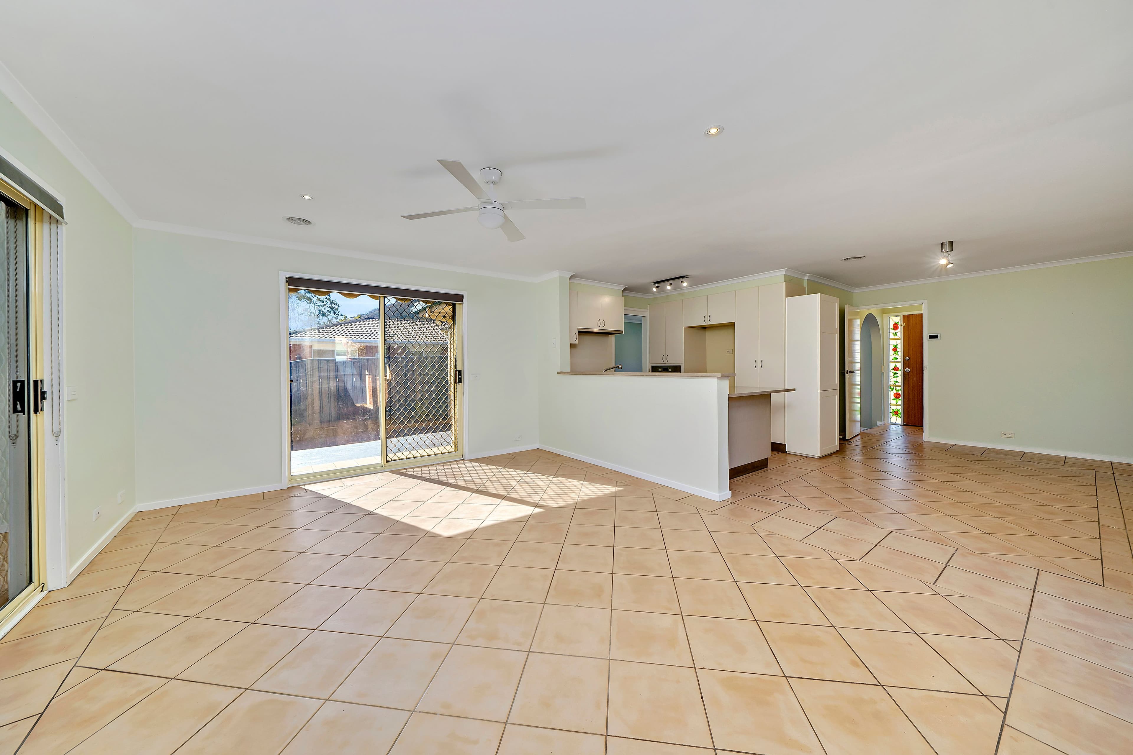 10 Darebin Place, Conder ACT 2906, Conder - Thumbnail 8