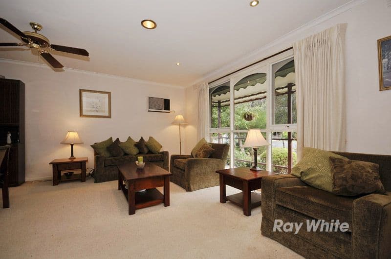 55 Brentwood Drive, WANTIRNA VIC 3152, Wantirna - Thumbnail 2