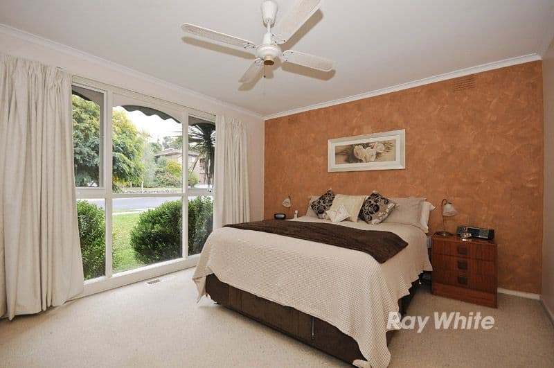 55 Brentwood Drive, WANTIRNA VIC 3152, Wantirna - Thumbnail 5