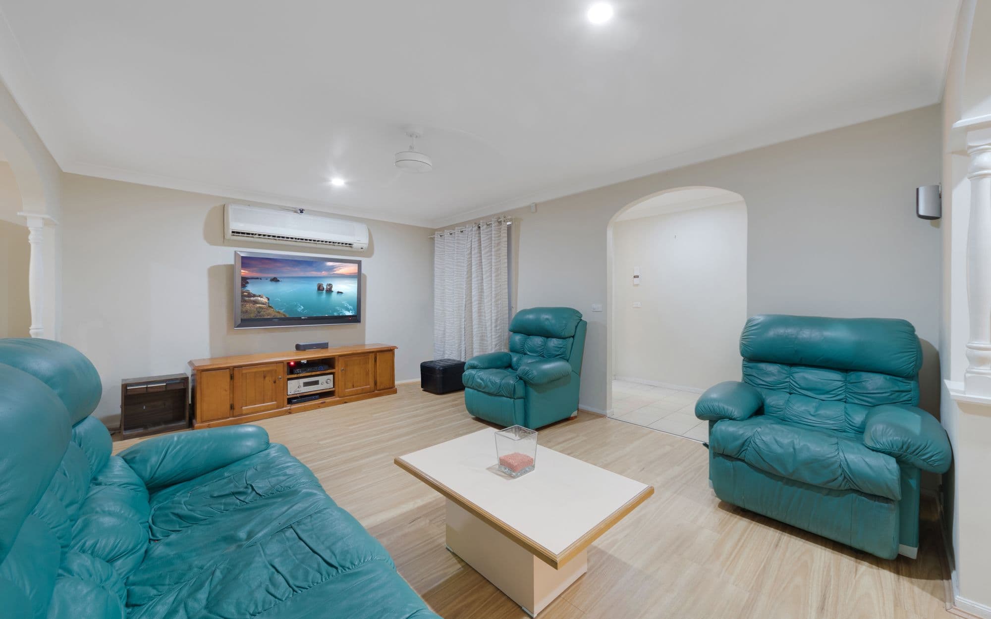 13 Jacques Place, Minchinbury NSW 2770, Minchinbury - Thumbnail 2