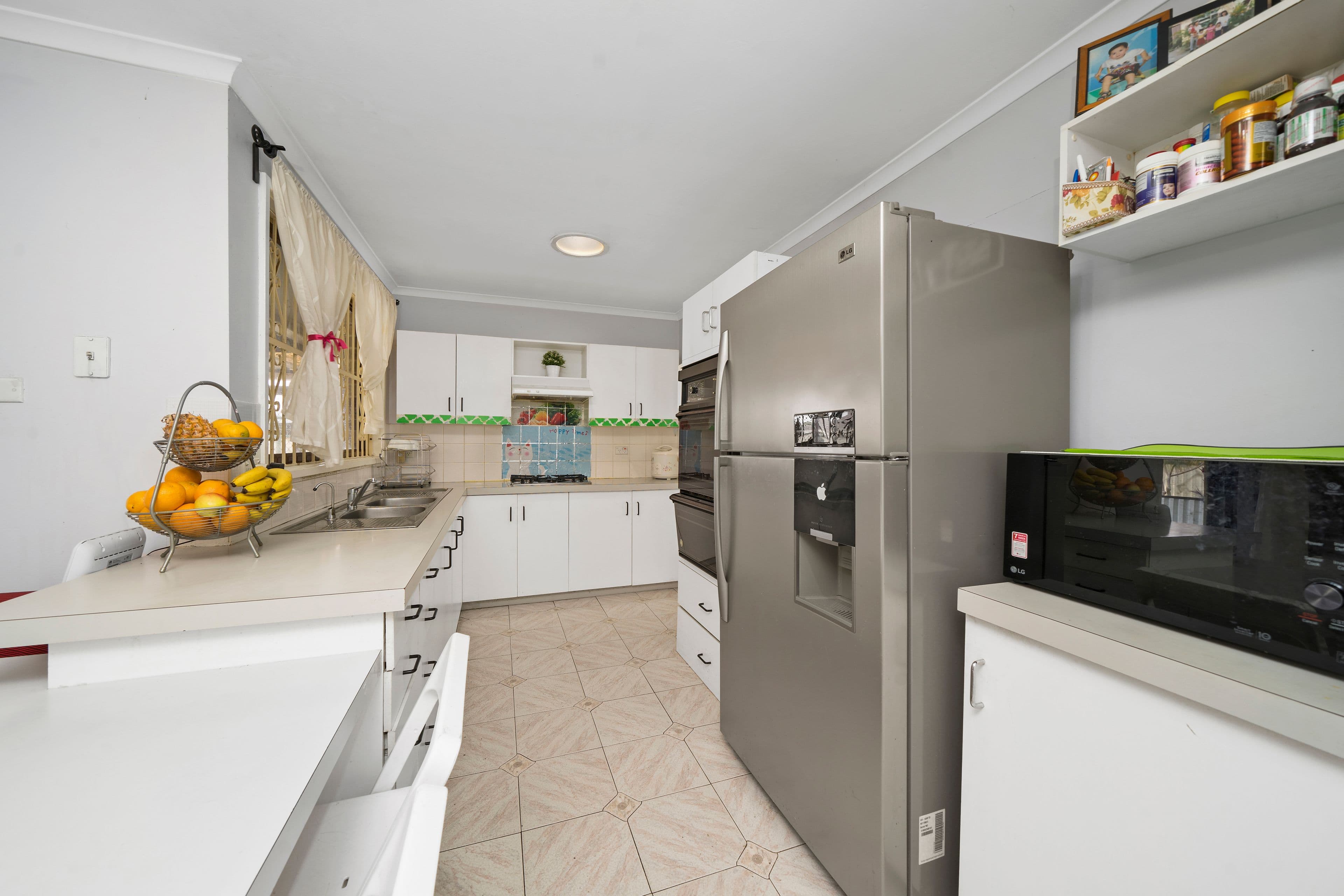 12 Mckell Close, Bonnyrigg - Thumbnail 3