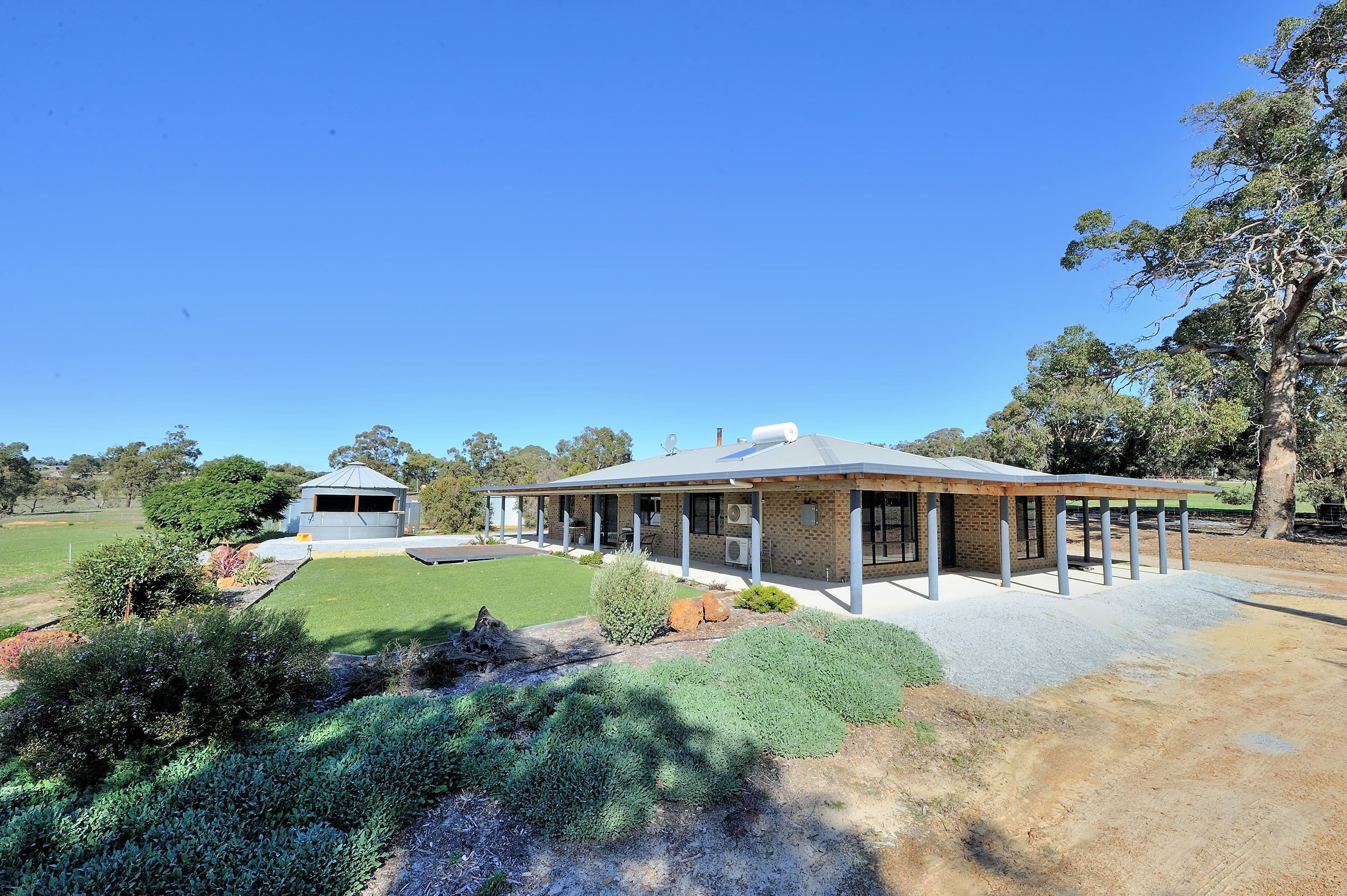 291 Morley Road, Lower Chittering WA 6084, Lower Chittering - Thumbnail 2