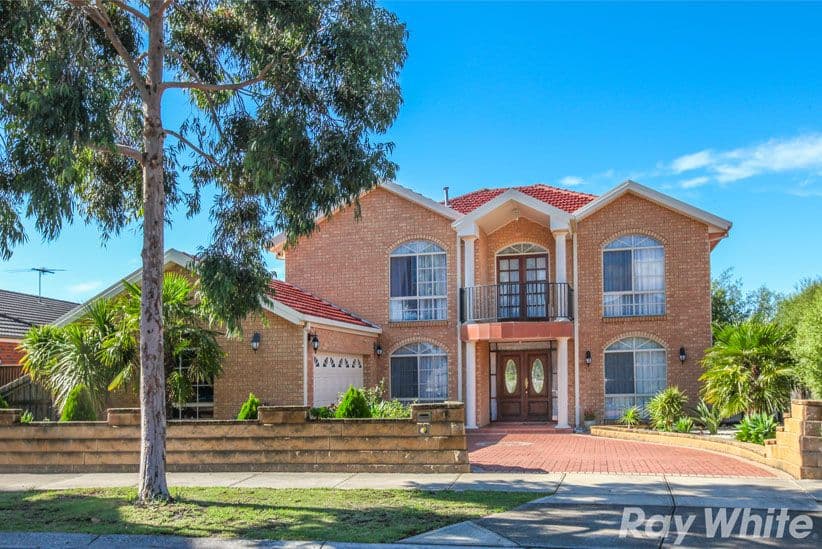 12 Lazar Grove, South Morang VIC 3752, South Morang - Image 1