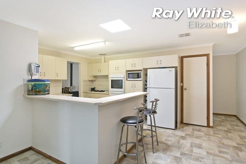 22 Sedgemoor Road, Craigmore SA 5114, Craigmore - Thumbnail 8