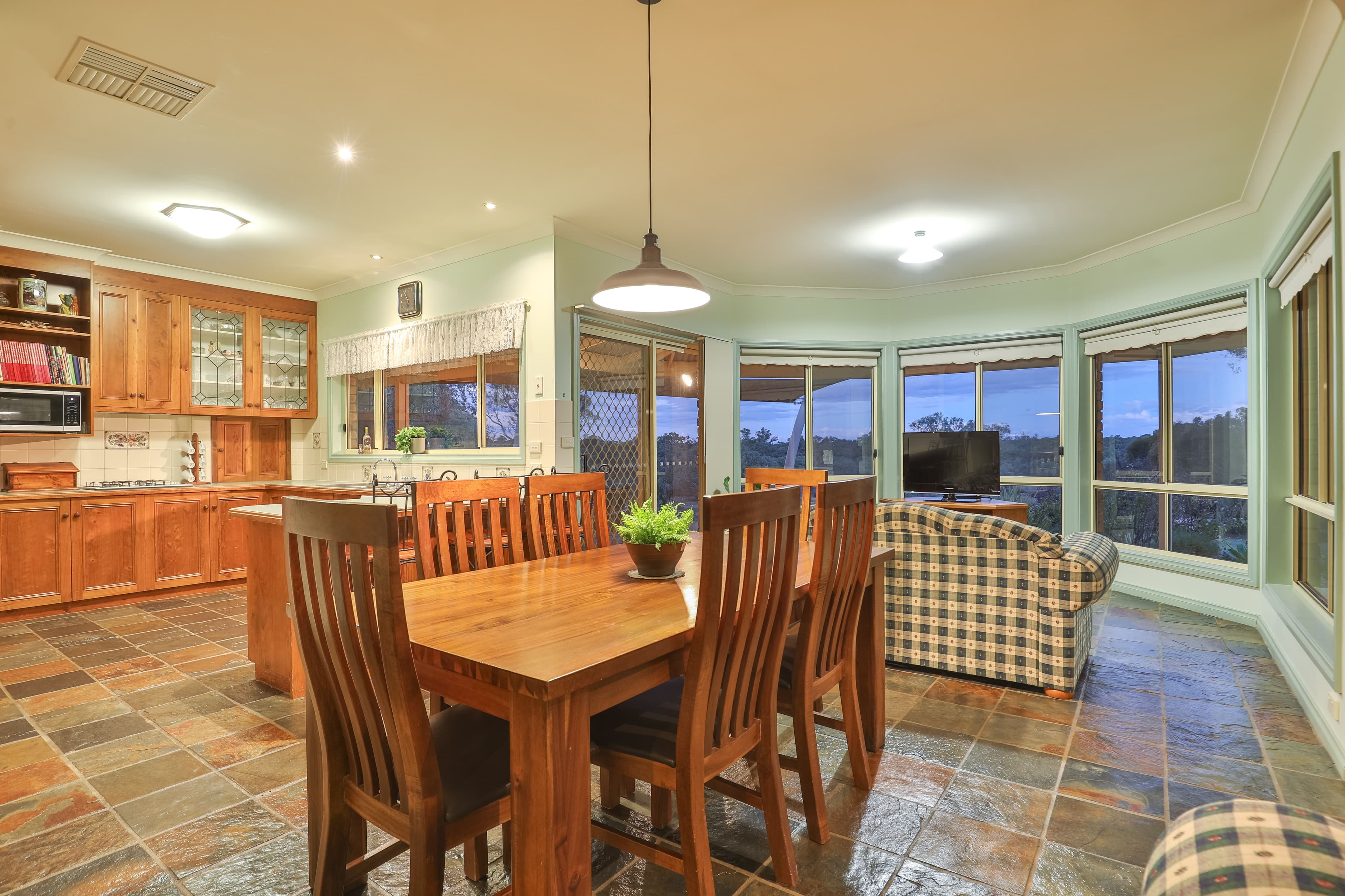 637 Cureton Avenue, Nichols Point VIC 3501, Nichols Point - Thumbnail 4