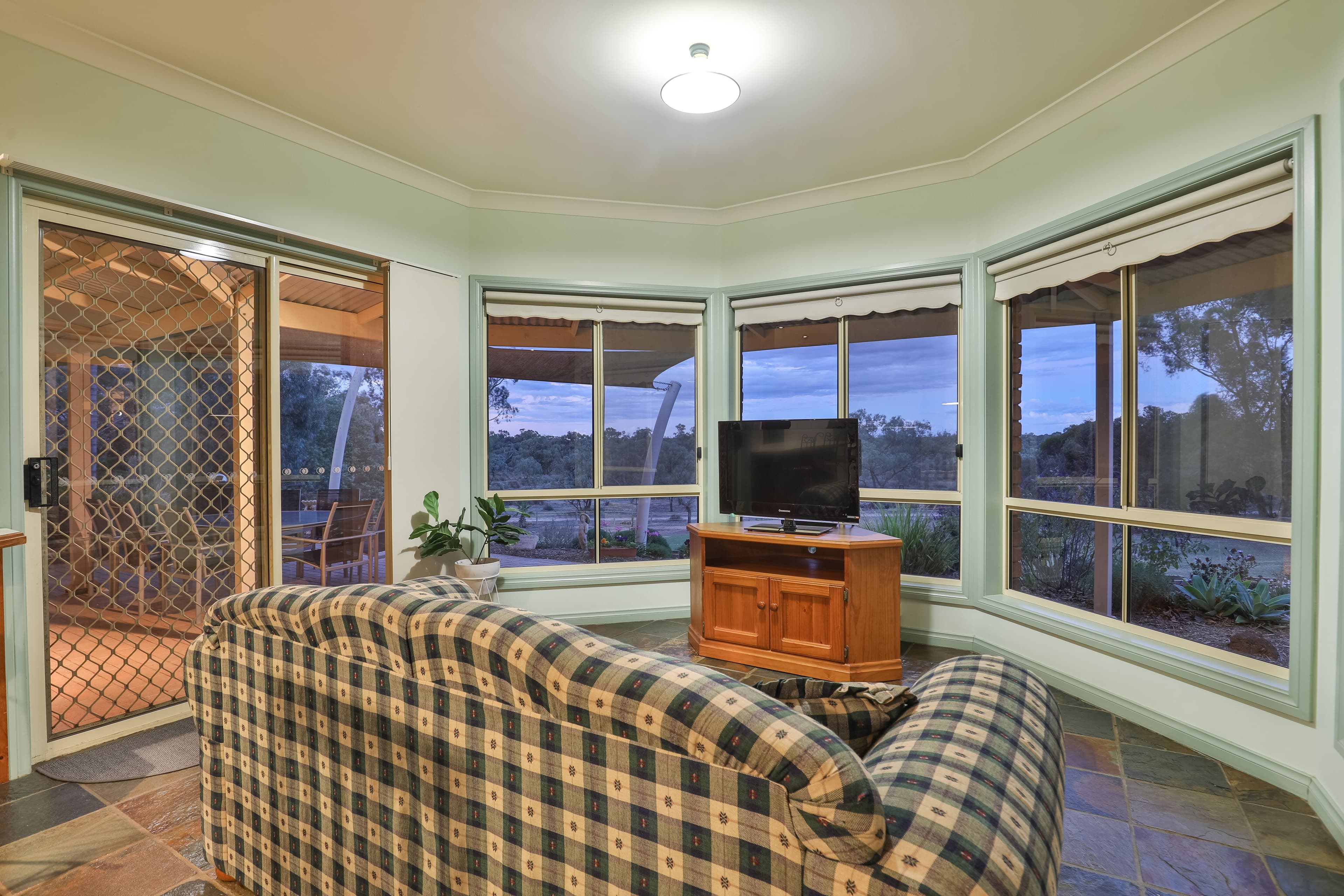637 Cureton Avenue, Nichols Point VIC 3501, Nichols Point - Thumbnail 5