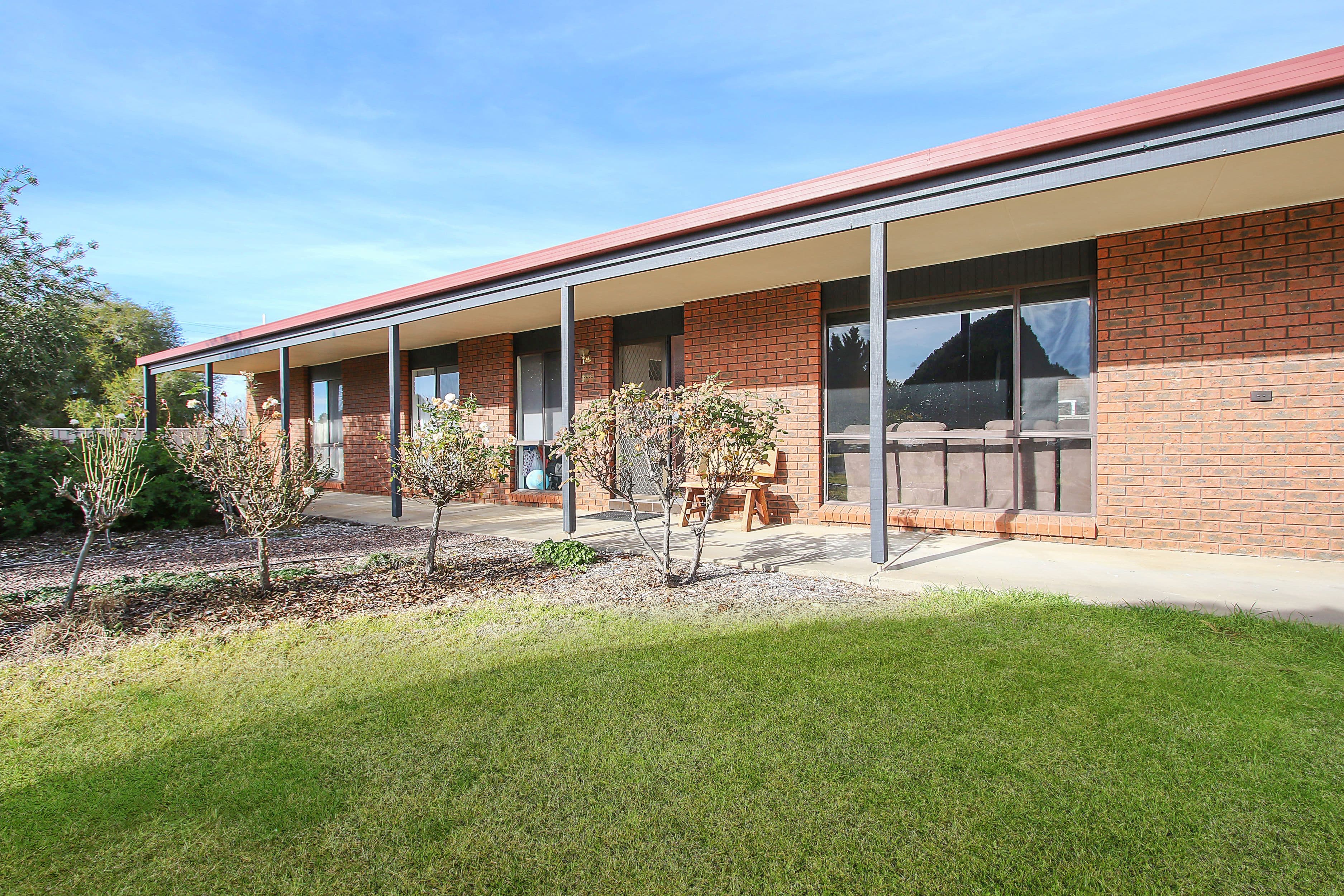 100 Pell Street, Howlong - Image 1