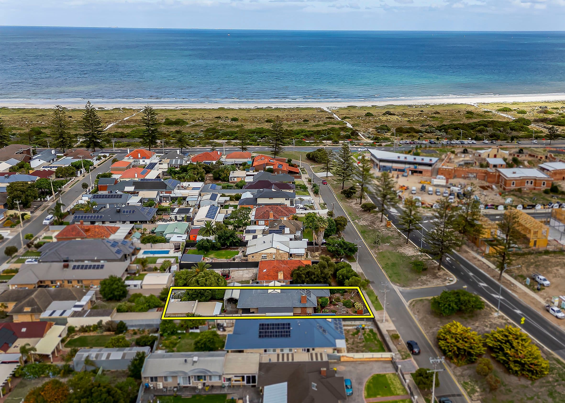 18 Strathfield Terrace, Largs North SA 5016, Largs North - Thumbnail 2