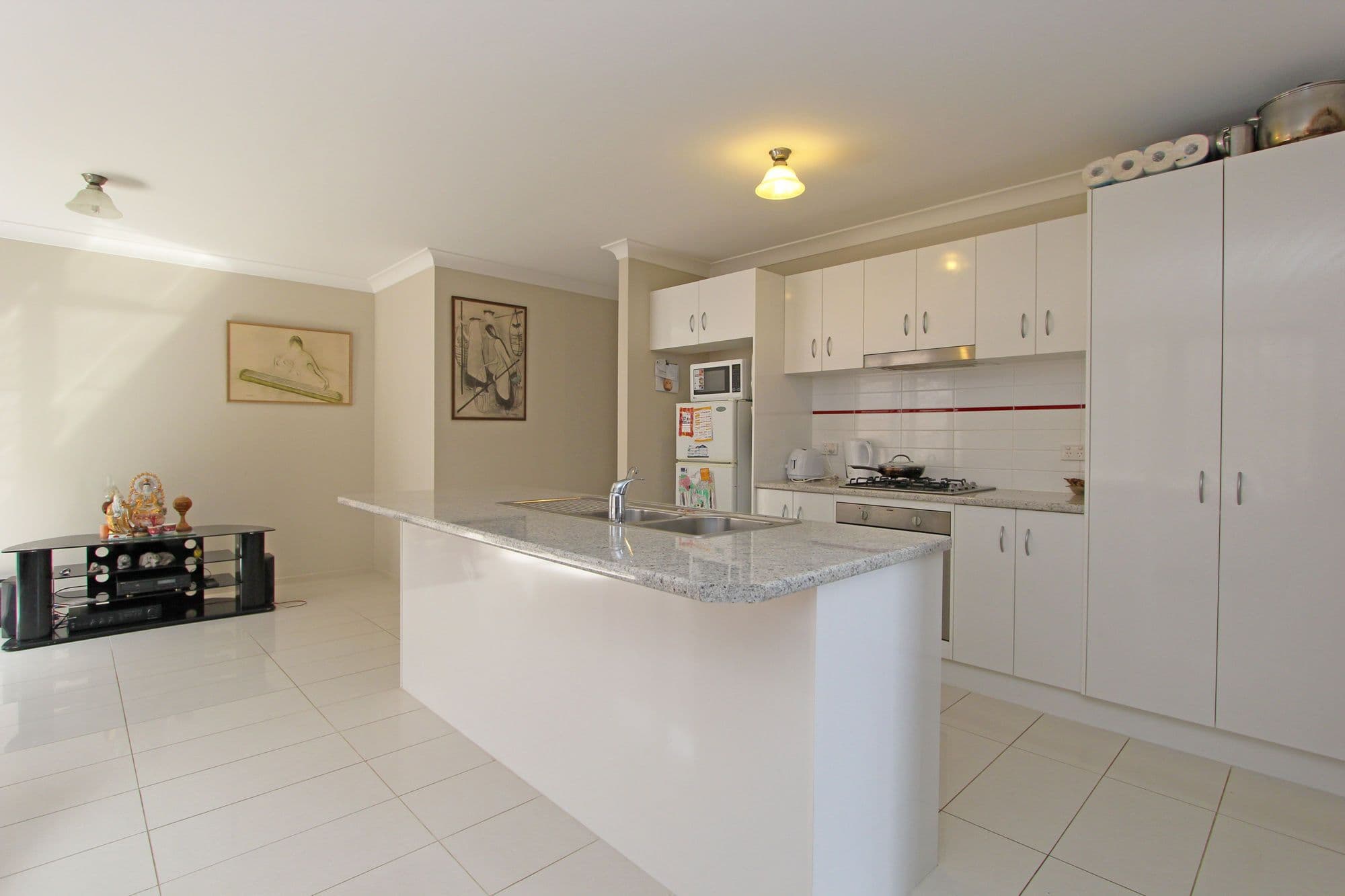 3 Yellow Rose Terrace, HAMLYN TERRACE NSW 2259, Hamlyn Terrace - Thumbnail 2