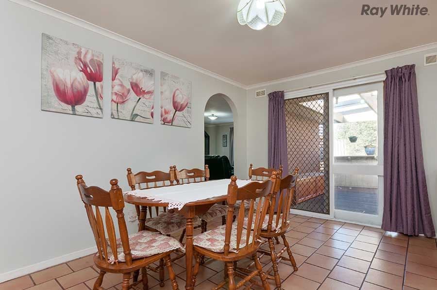 320 Sunshine Avenue, KEILOR DOWNS VIC 3038, Keilor Downs - Thumbnail 3