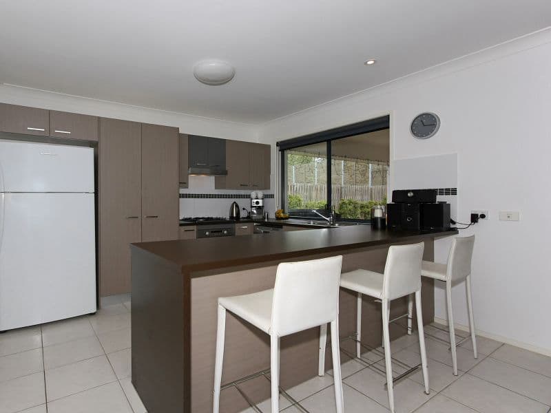 30 Silver Dawn Crescent, OXENFORD QLD 4210, Oxenford - Thumbnail 3