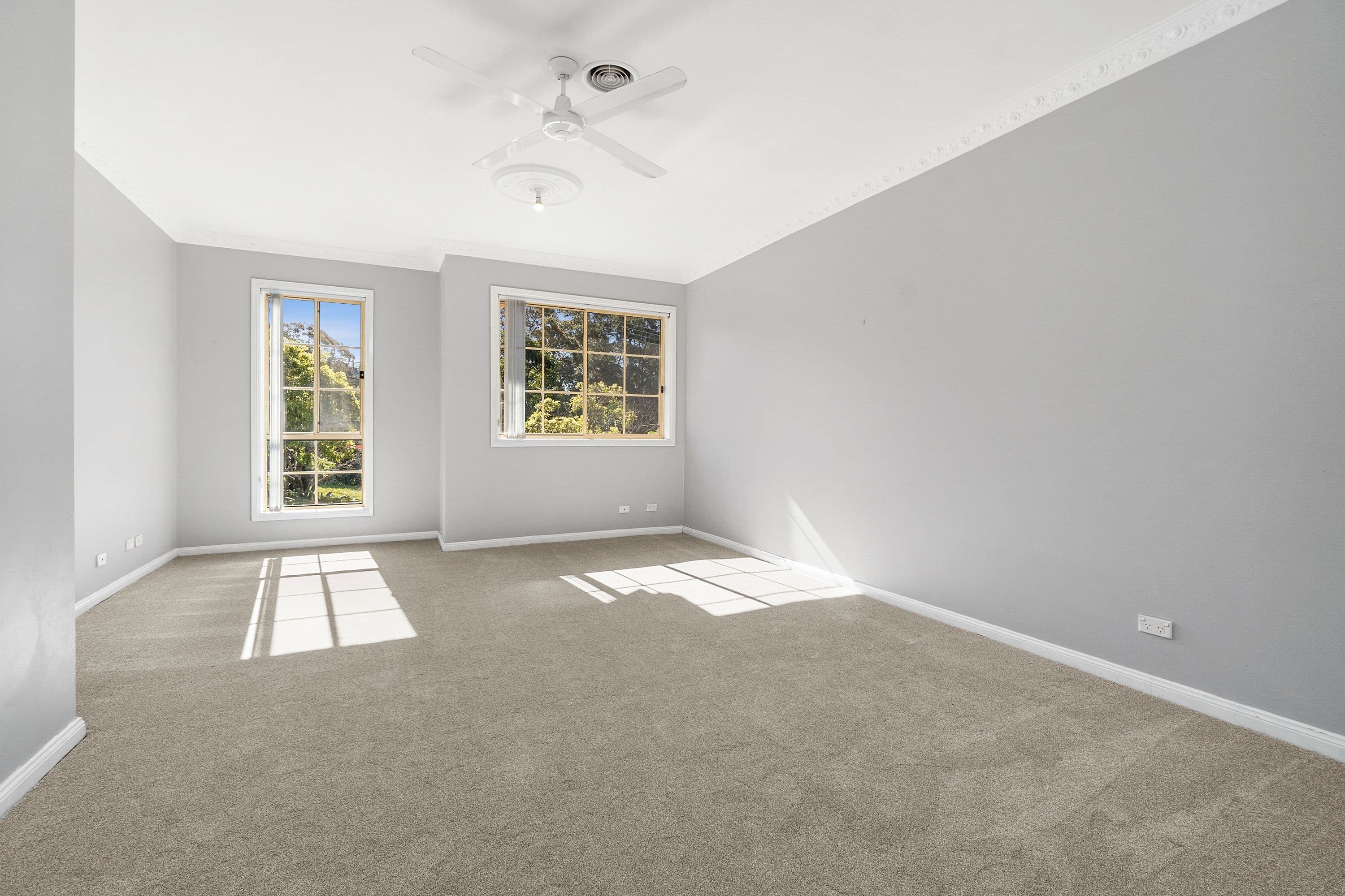 8 Douglas Road, Kurrajong Heights NSW 2758, Kurrajong Heights - Thumbnail 5
