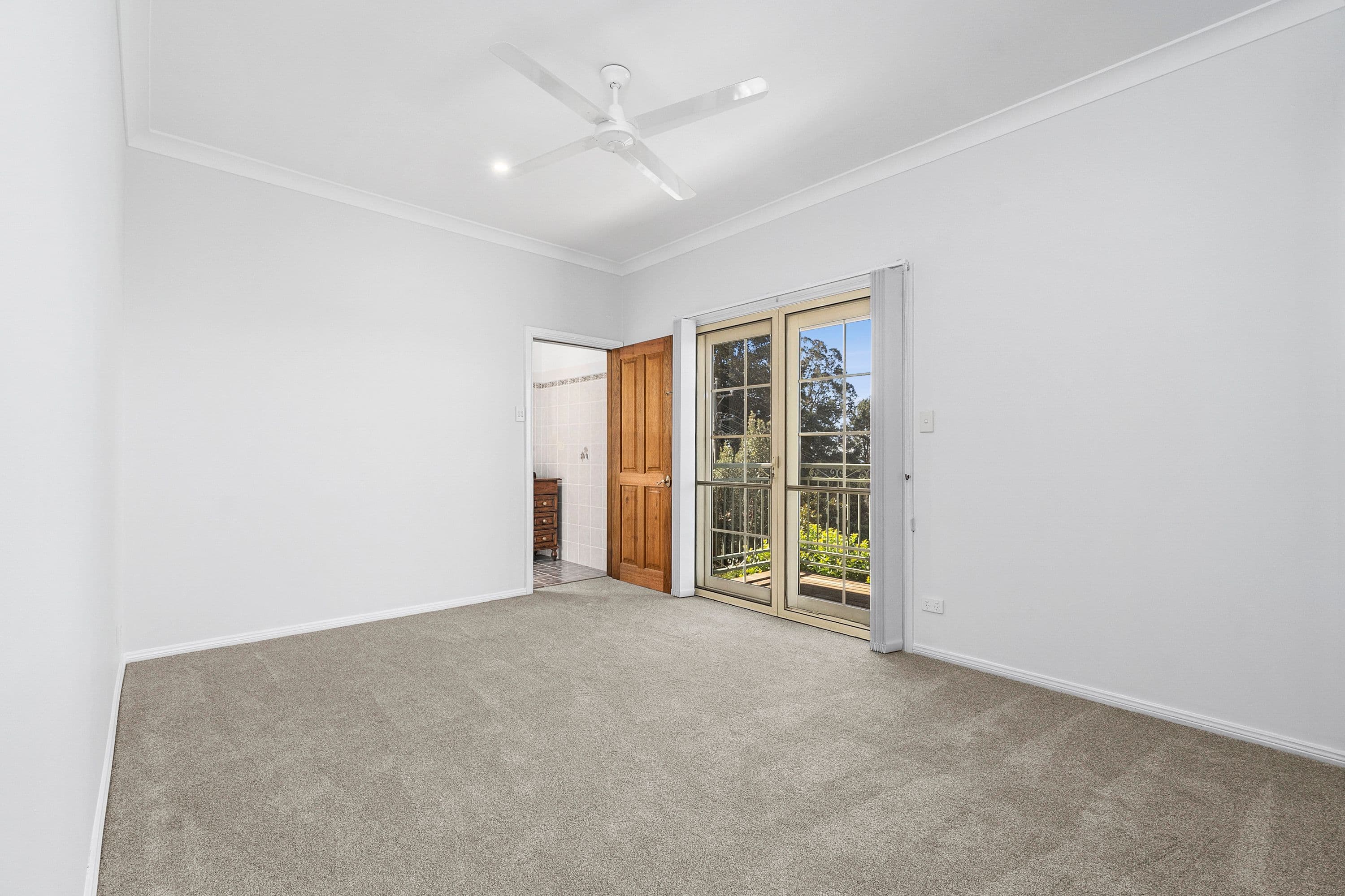 8 Douglas Road, Kurrajong Heights NSW 2758, Kurrajong Heights - Thumbnail 6