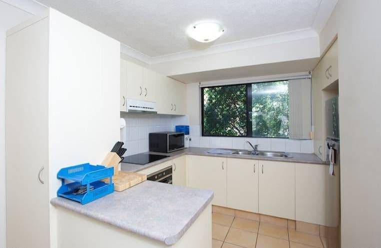 19 Lloyd Street, Southport QLD 4215, Southport - Thumbnail 6