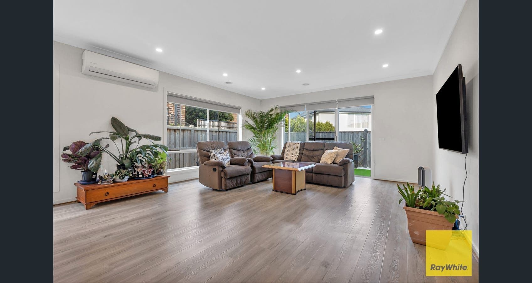 5 Sorrenberg Street, Point Cook VIC 3030, Point Cook - Thumbnail 6