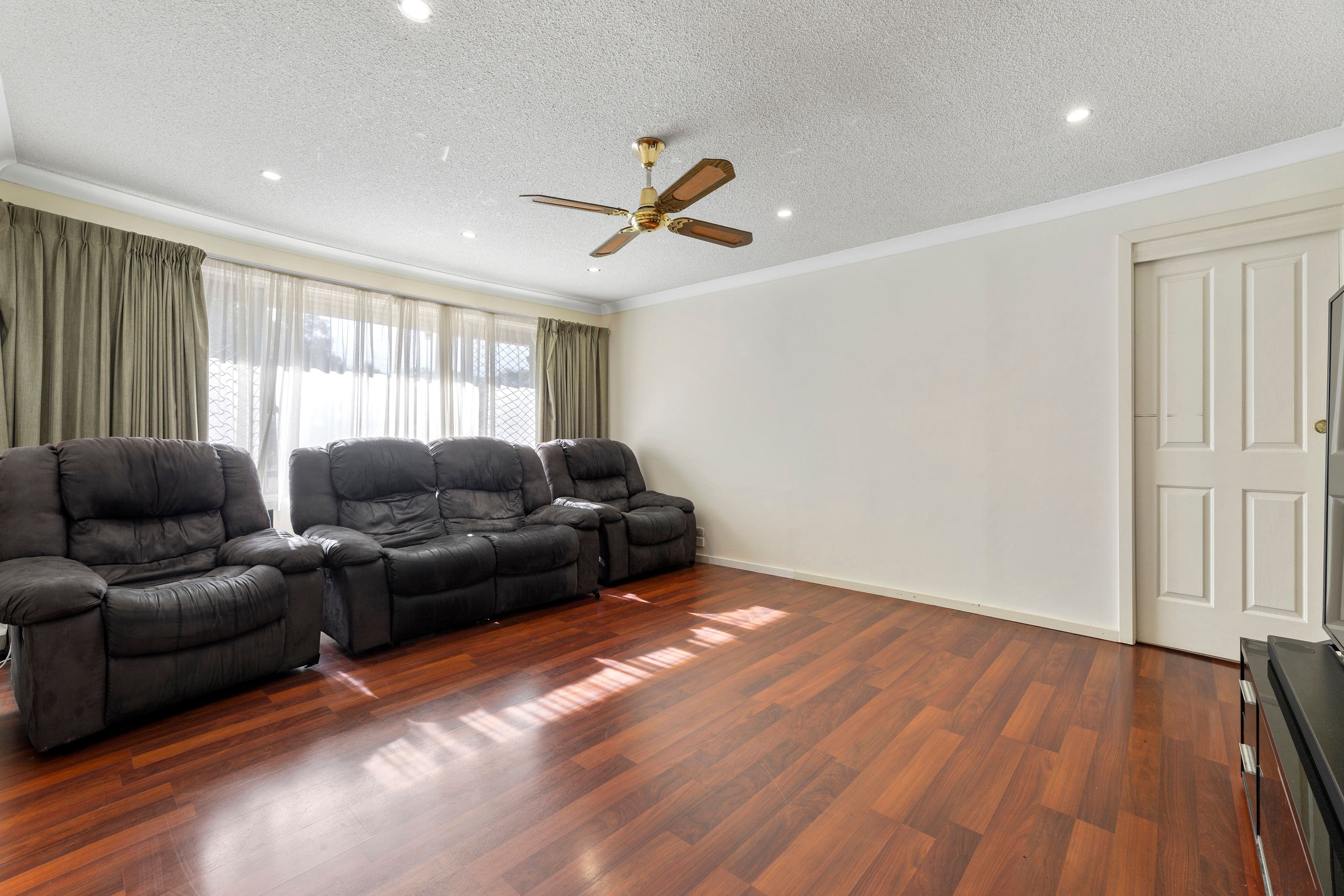 21 Gagarin Street, Modbury North SA 5092, Modbury North - Thumbnail 4