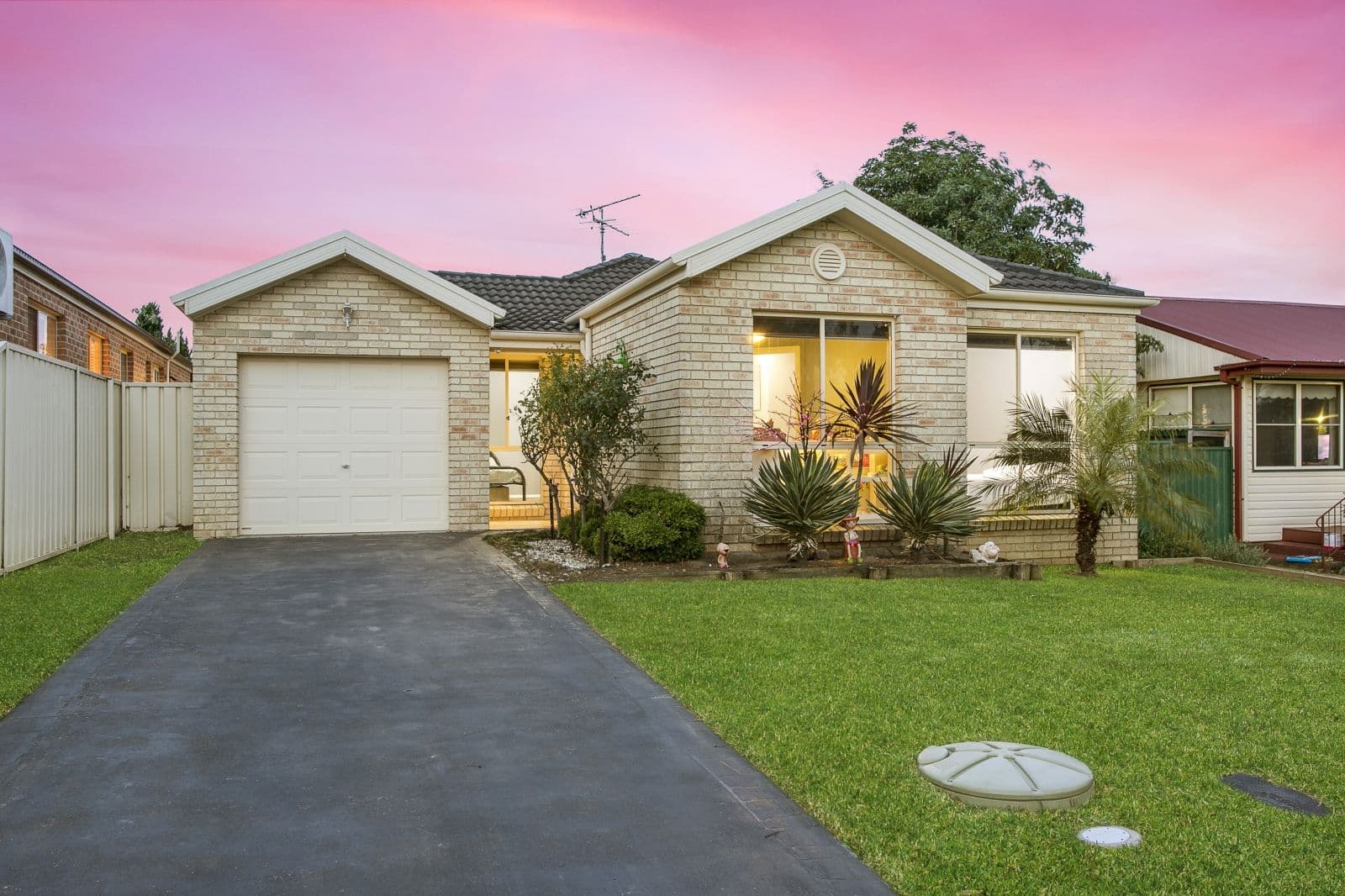 4 Matcham Road, Buxton - Image 1