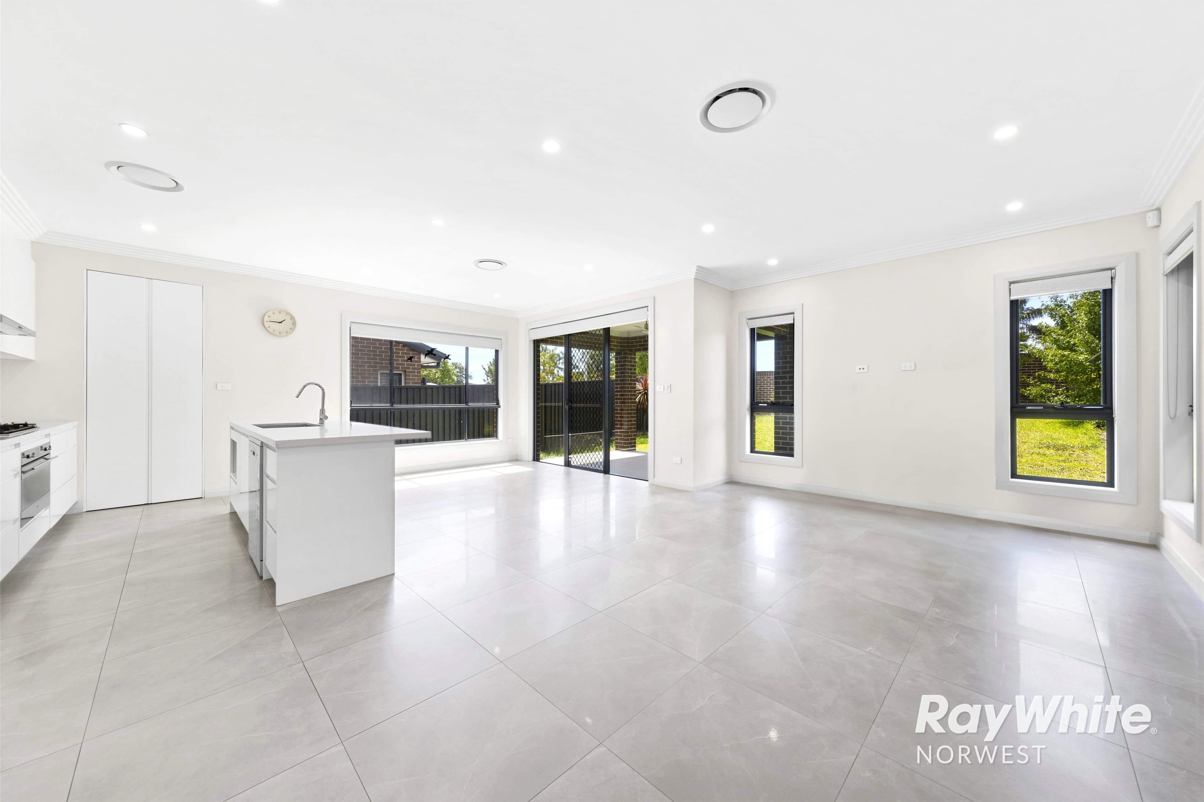 31 Towell Way, Kellyville NSW 2155, Kellyville - Thumbnail 3