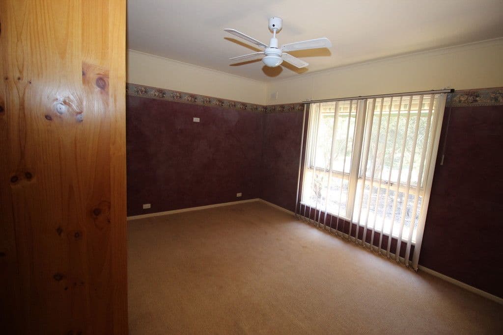 8 Lehmann Street, Waikerie SA 5330, Waikerie - Thumbnail 6